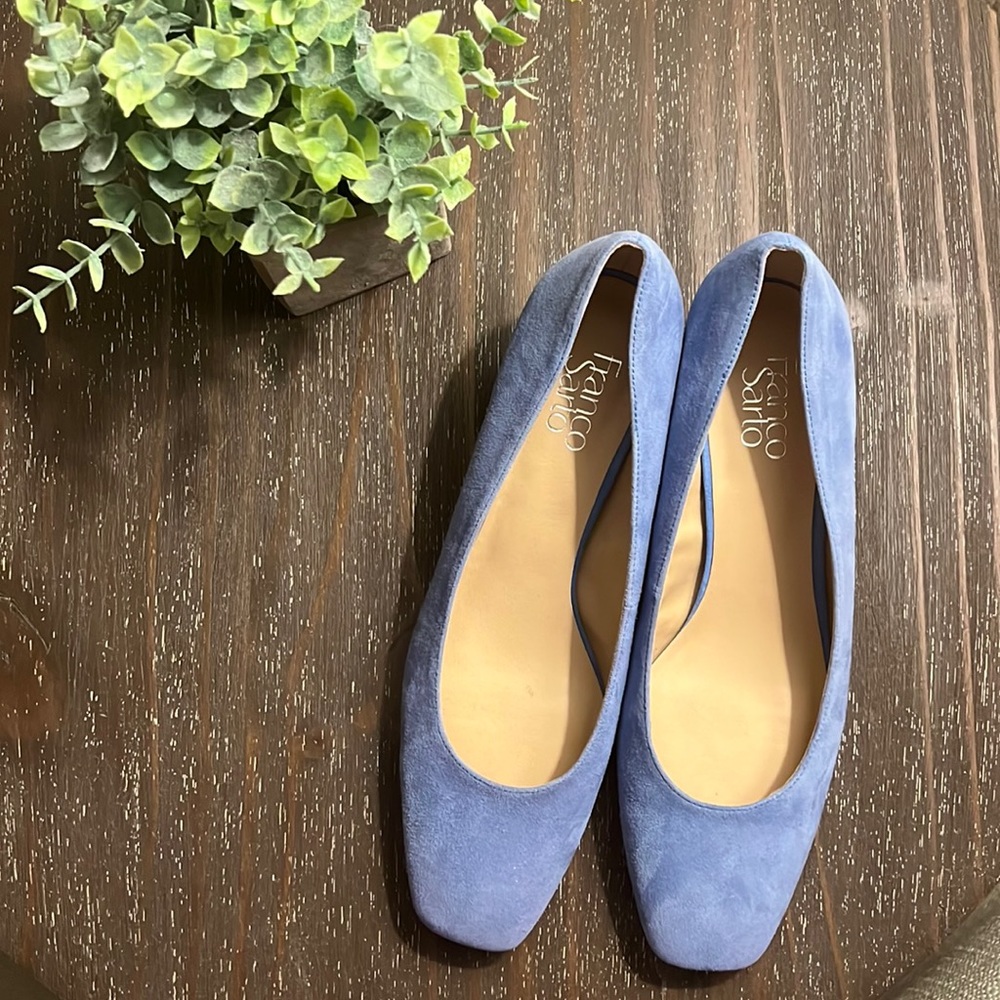 EUC Franco Sarto Blue Guliana Pump